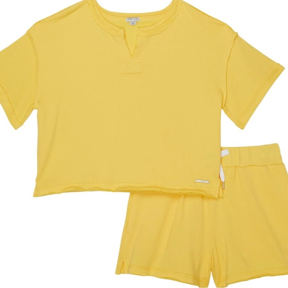 HABITUAL GIRLS YELLOW SWEAT SET Size 16